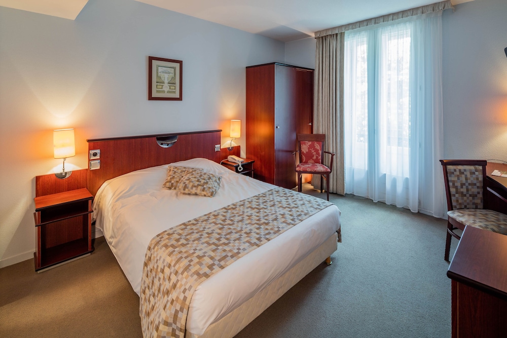 Standard Room - Photo 1