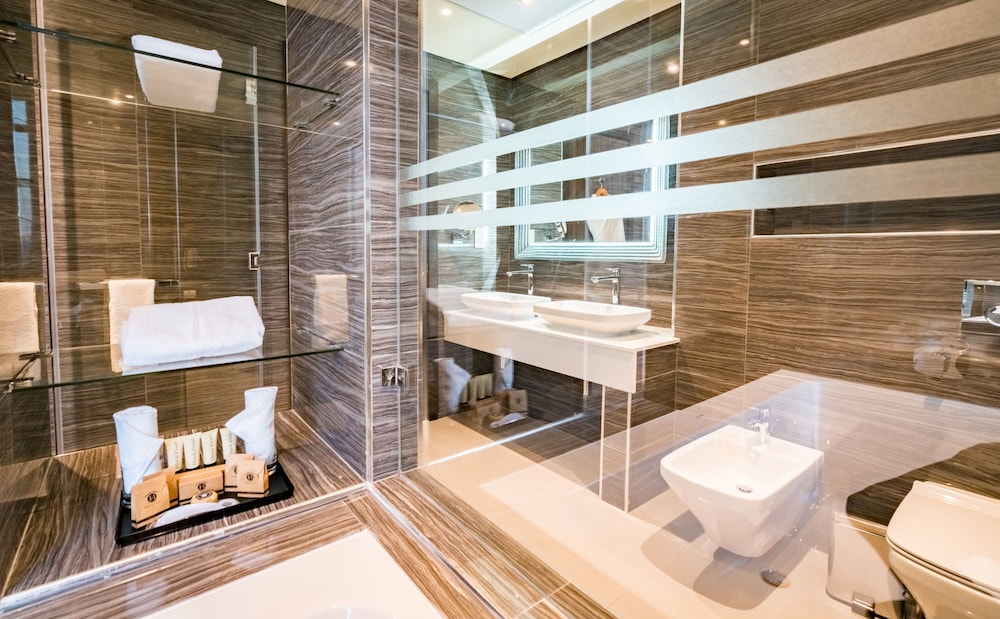 Deluxe Room, City View photo 3