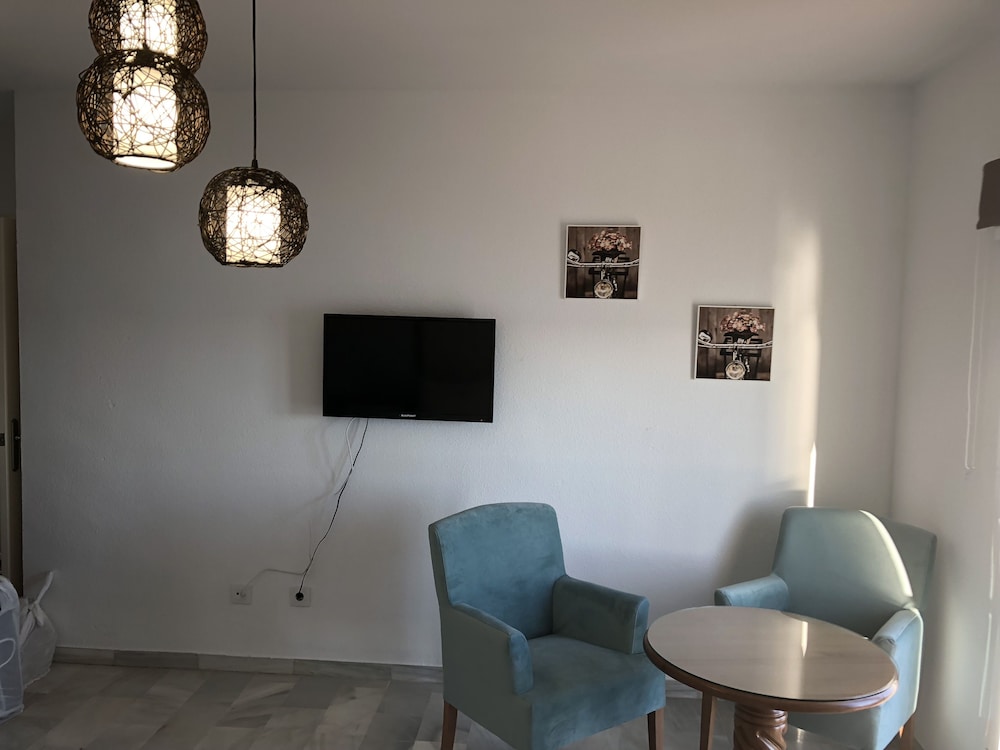 Apartamento de diseño, 1 habitación, vista al mar