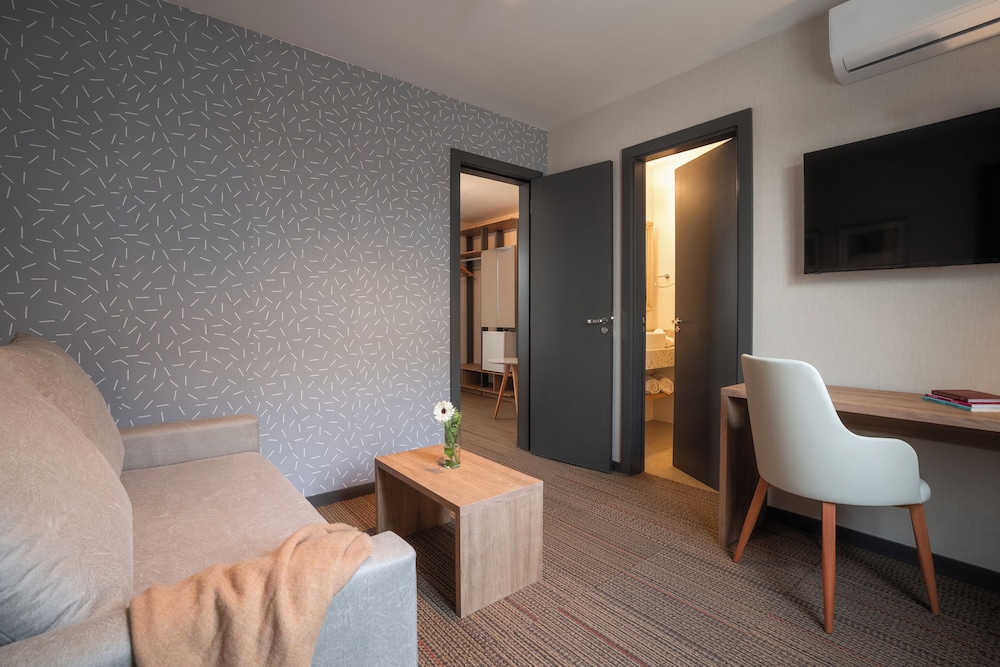 Standard Suite photo 2