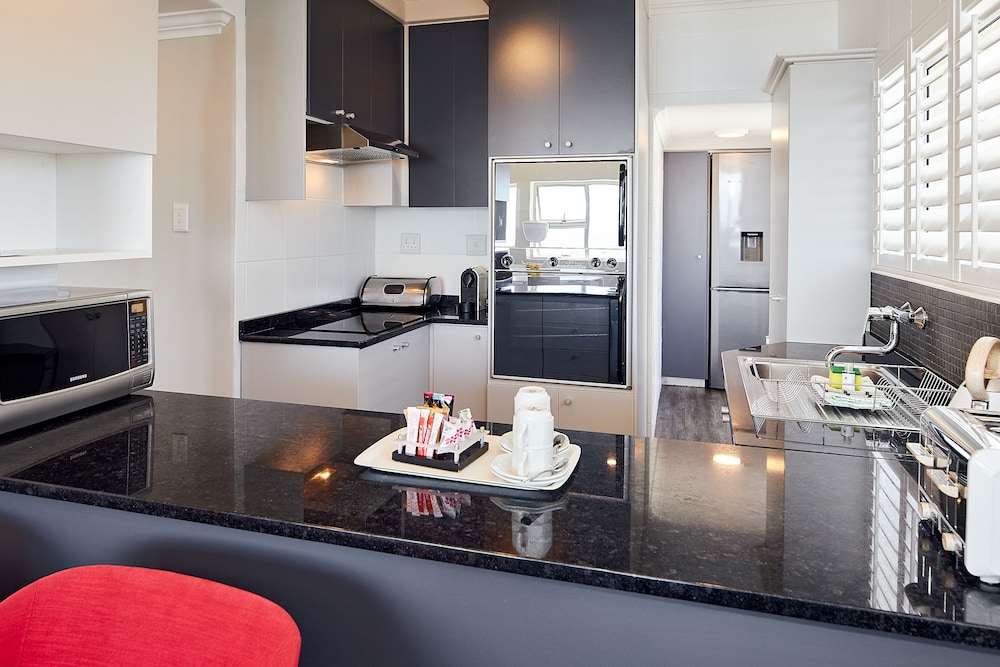 Superior Apartment, 2 Bedrooms, Balcony, Sea View - Photo 8