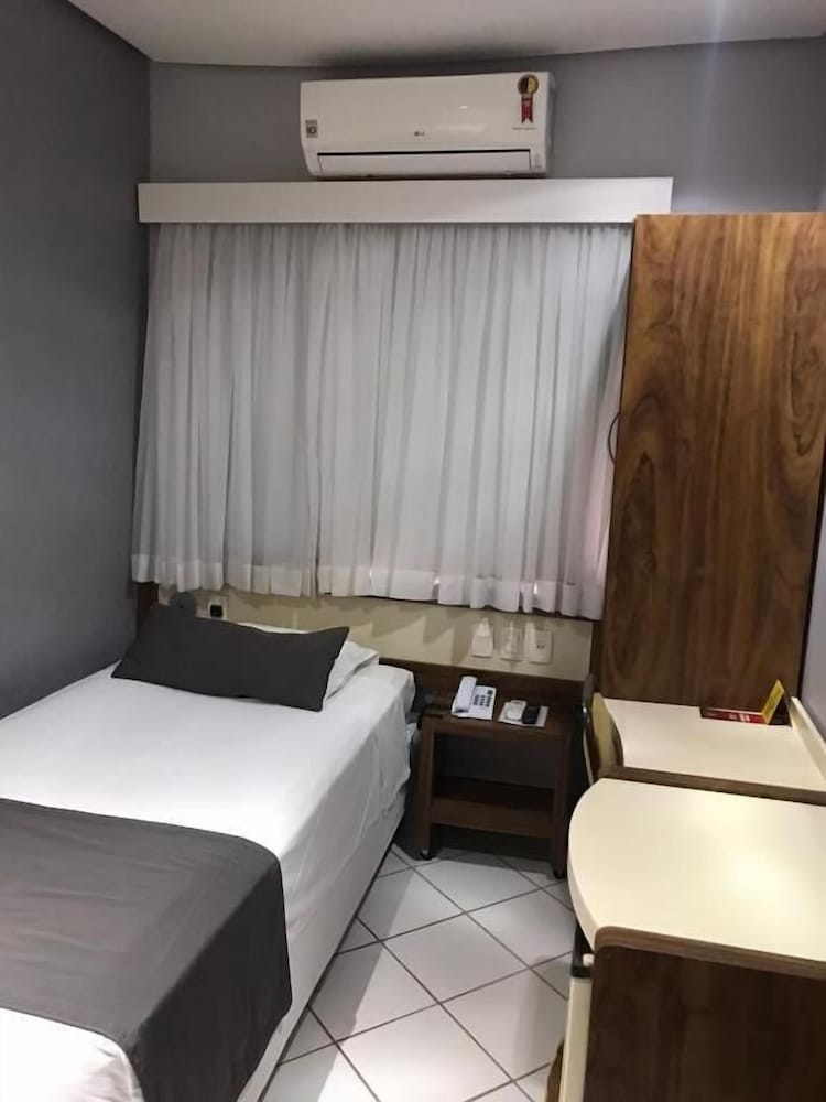Economy Single Room