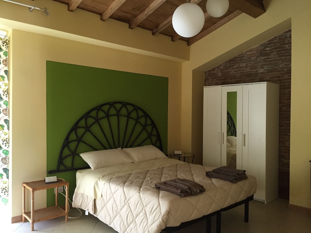 Basic Double Or Twin Room, Non Smoking