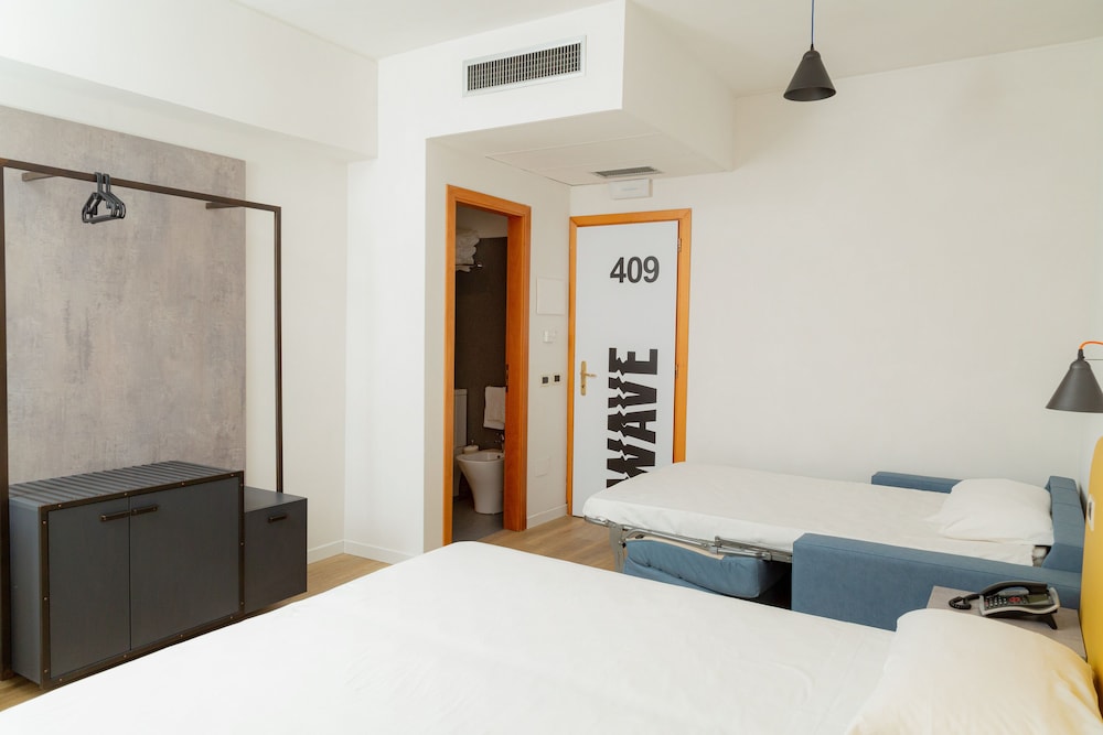 Family Room - Photo 1