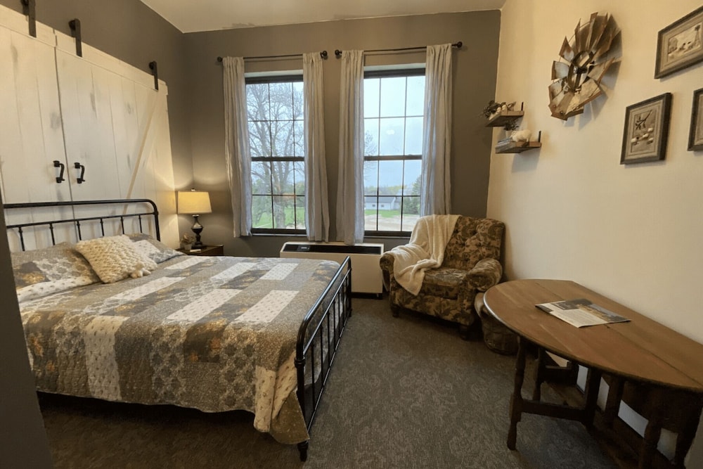 Economy Single Room