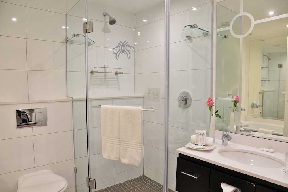 Standard Double Room - Photo 10