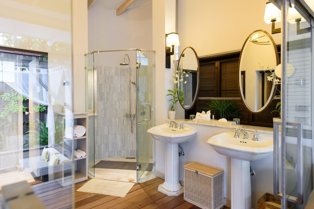 Seaview Pool Villa - One Bedroom (adults only hotel) - Photo 6