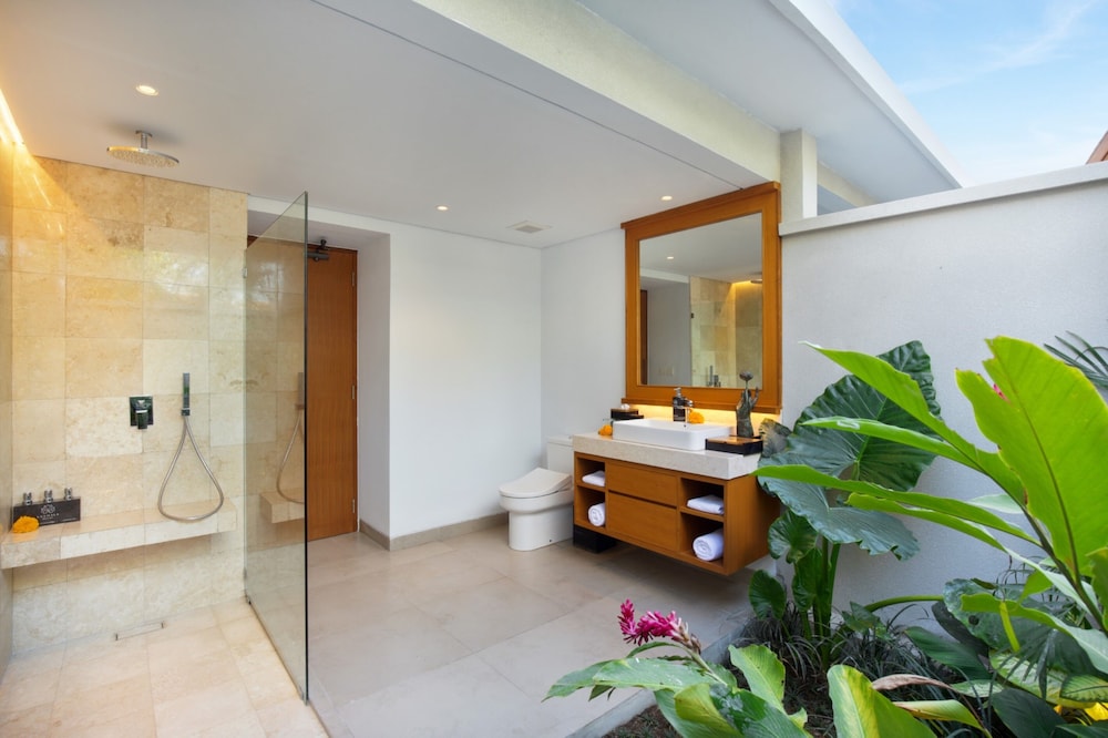 Grand 2 Bedroom Private Pool Villa with Ricefield View - Photo 14