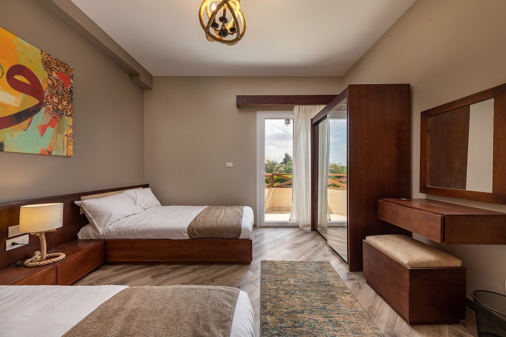 Standard Double Room, Private Bathroom, Garden View photo 1
