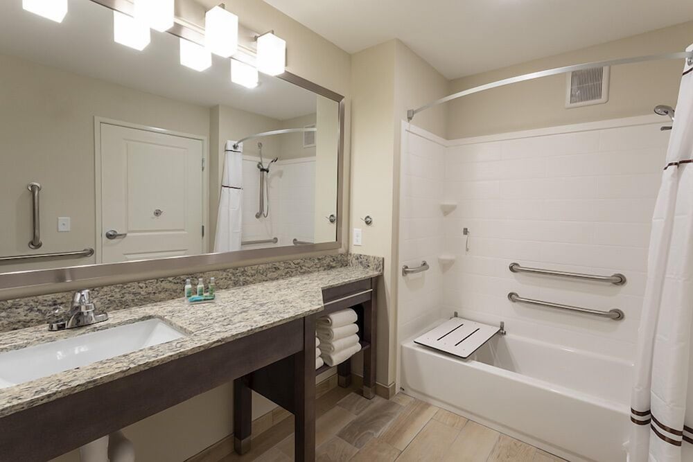 Room, Multiple Beds, Accessible - Photo 2