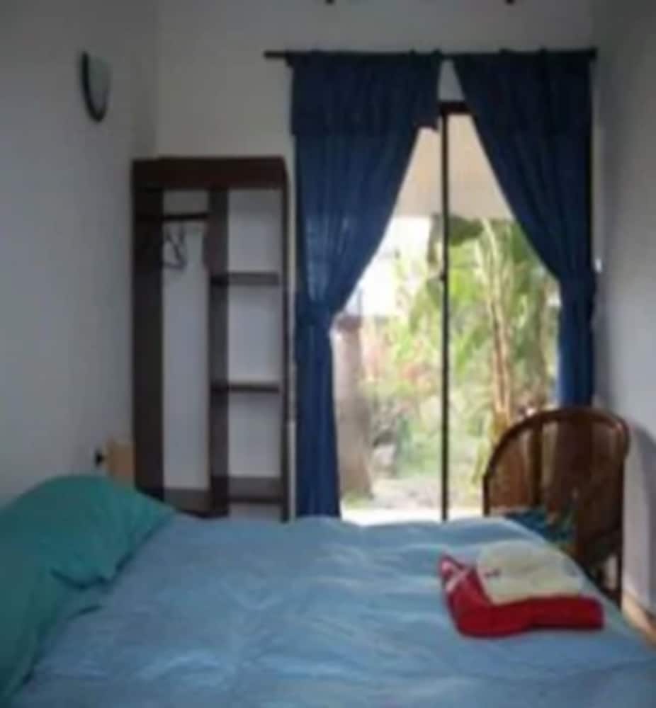 Standard Double Room No Daily Services photo 1