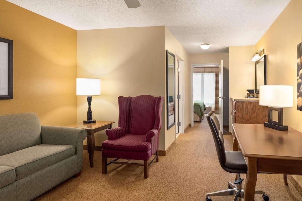 Suite, 1 Bedroom, Non Smoking - Photo 1