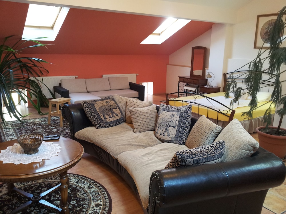 Exclusive Apartment photo 3