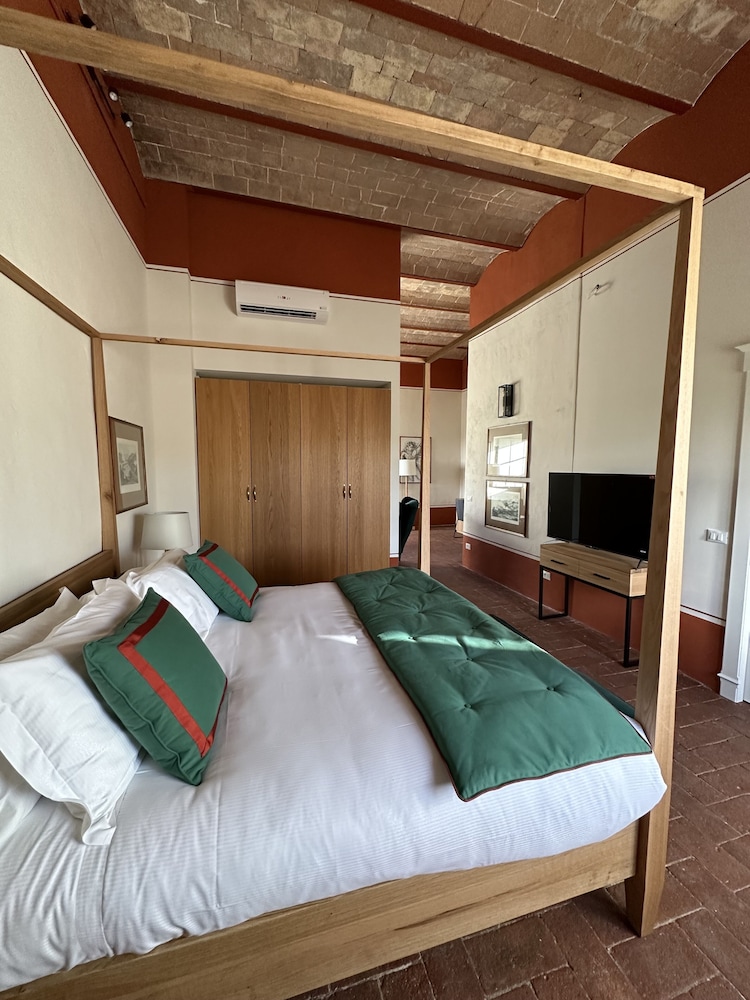 Standard Studio Suite photo 1