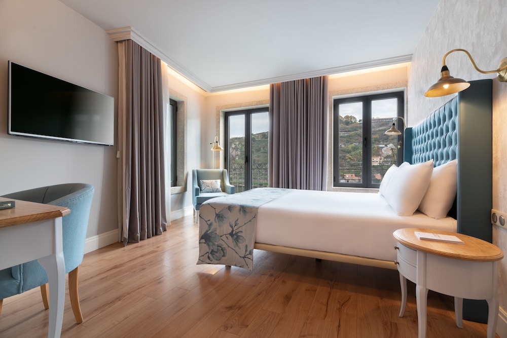 Double Room, River View