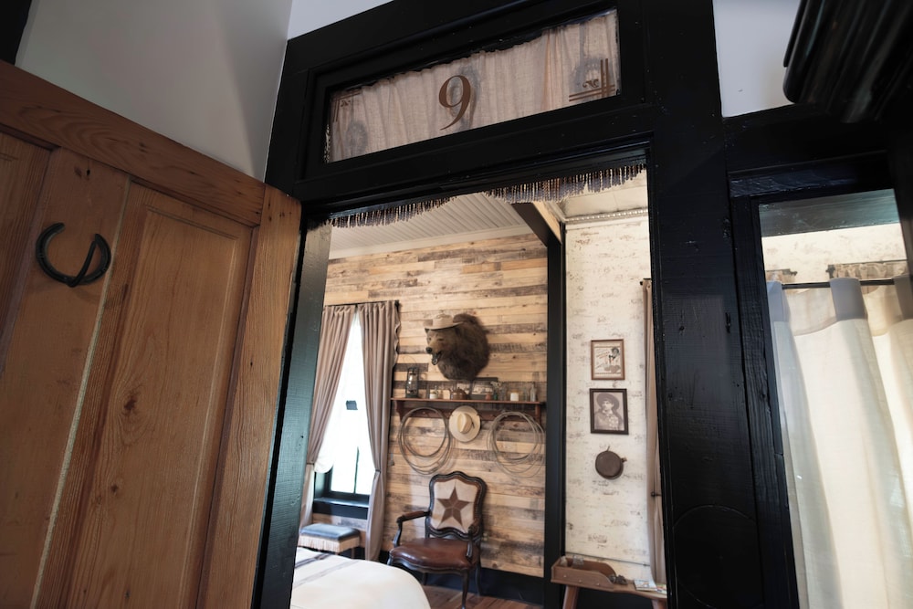 Room 9 : Wild Wild West photo 2