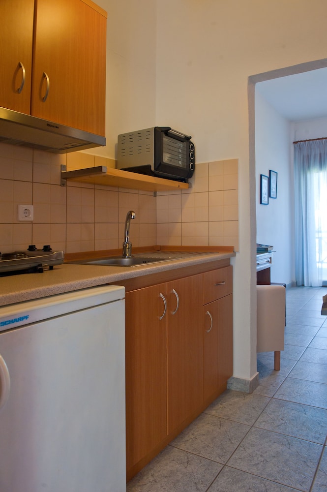 Standard Double Room, 1 Queen Bed, Sea View, Beachfront photo 3