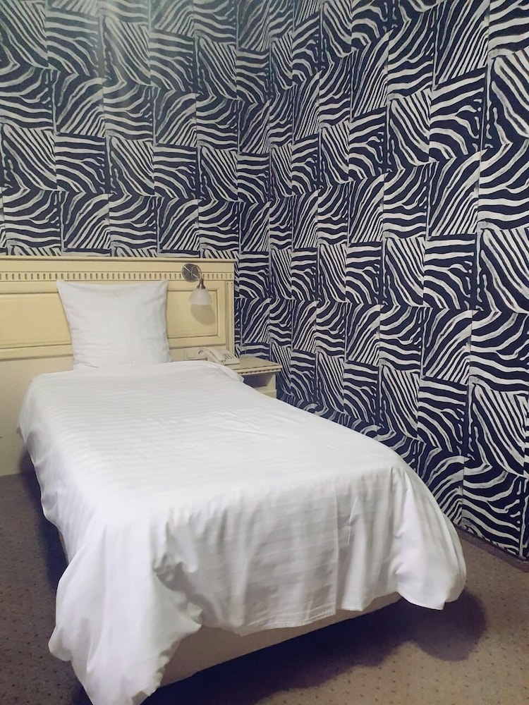 Standard Twin Room photo 1