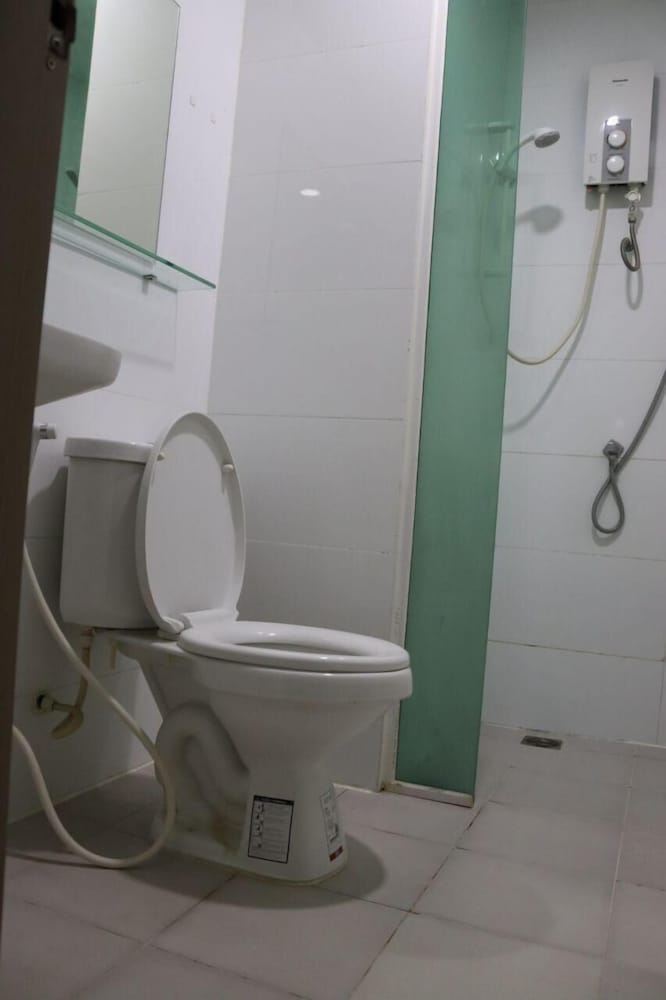 Standard Double Room - Photo 7