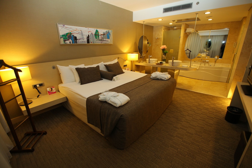 Club Suite photo 2