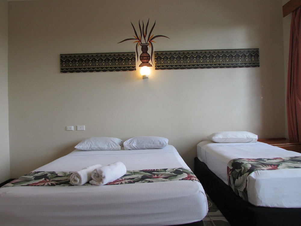 Air-Condition Poolside Suite photo 5