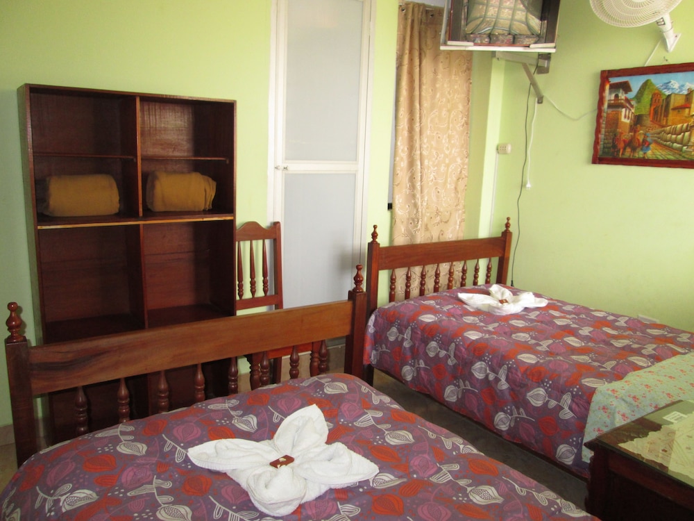 Twin Room, 2 Twin Beds photo 2