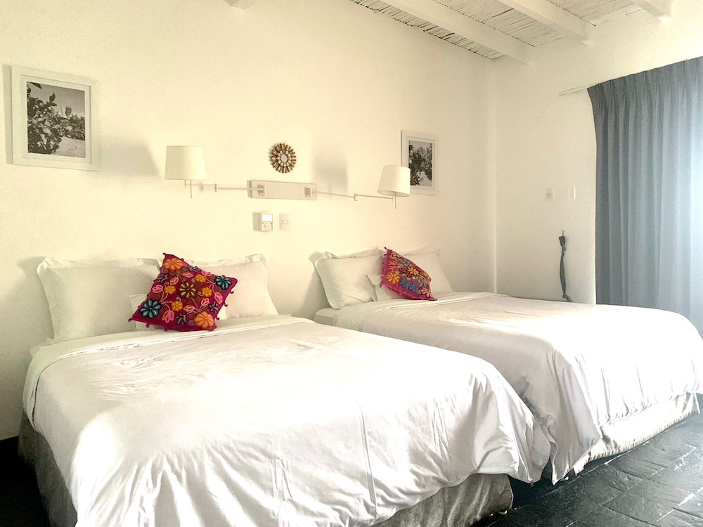 Superior Double Room, Valley View photo 2