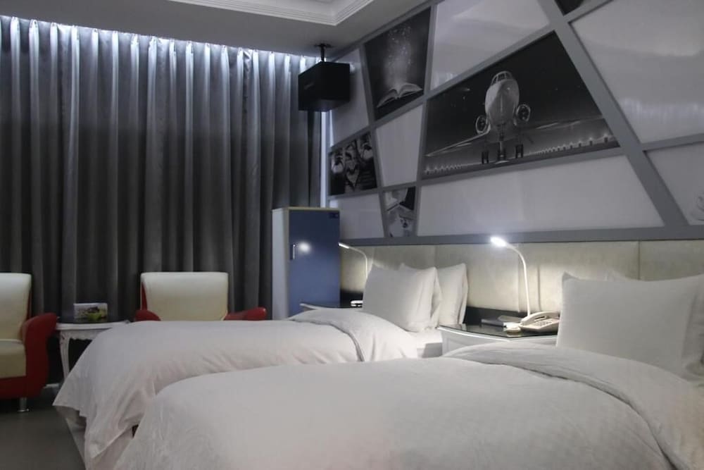 Twin Room (check-in after 19:00) photo 2