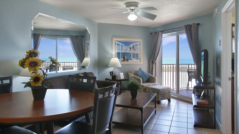 Deluxe Condo, Balcony (Gulf Front)