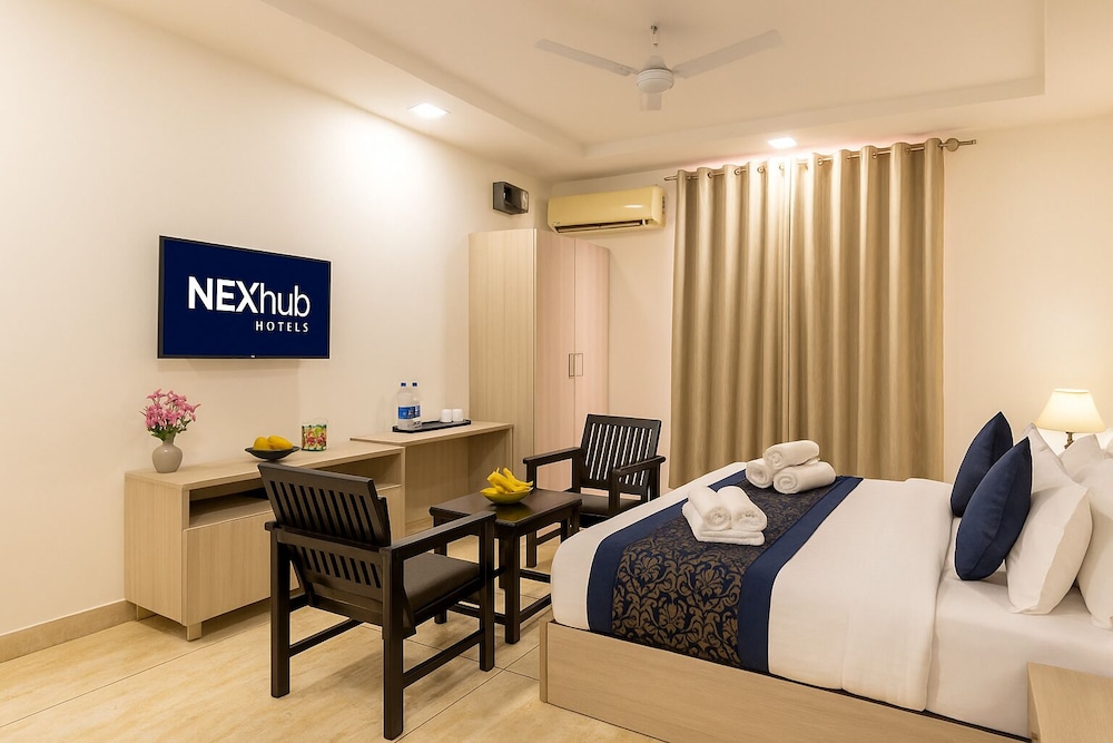 Deluxe Double Room, City View