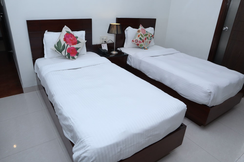 Deluxe Room - Photo 3