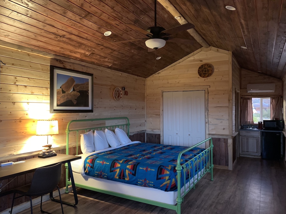 Panoramic Cabin