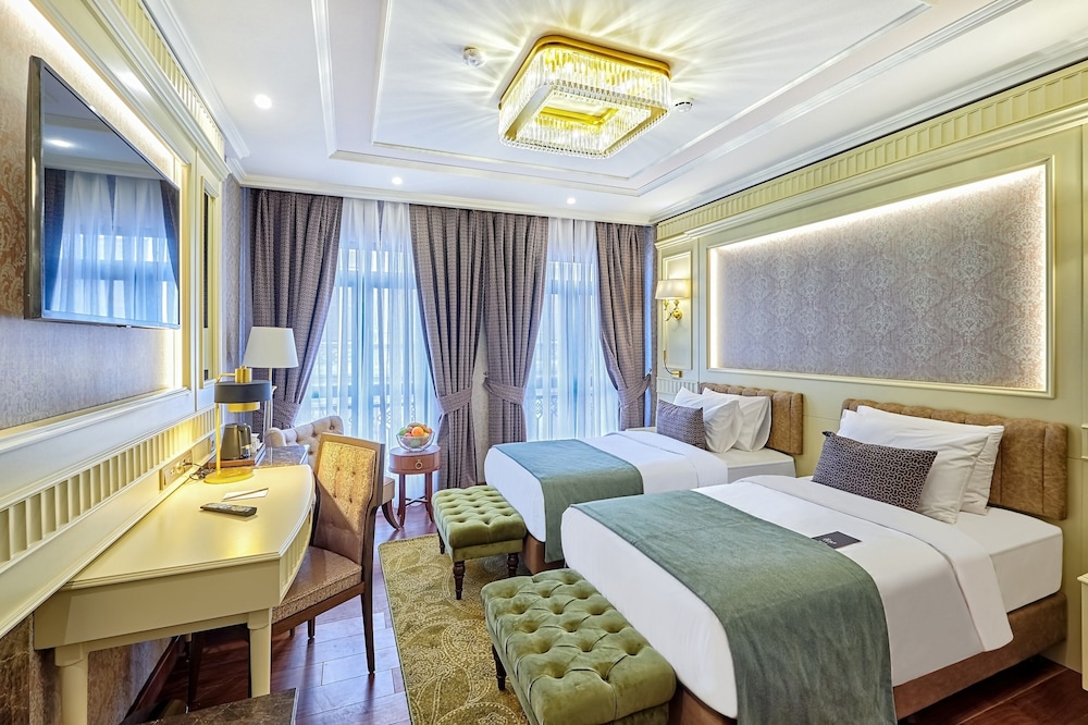 Deluxe Twin Room photo 3
