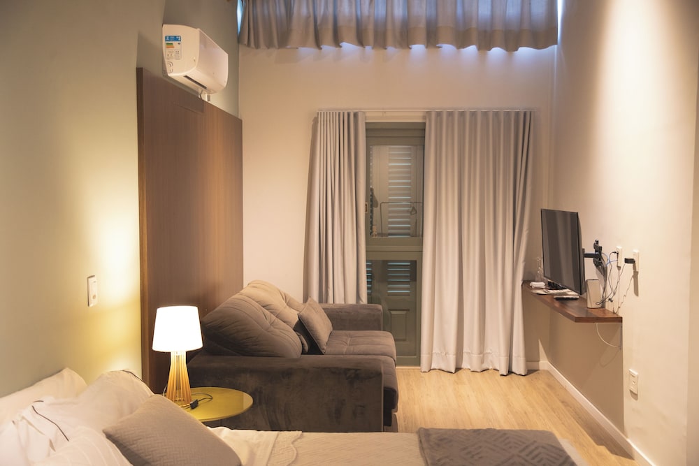 Suite 09 photo 3
