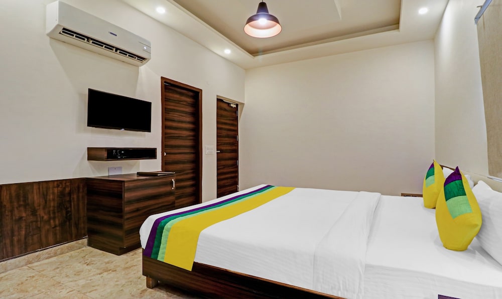 Deluxe Room - Photo 4