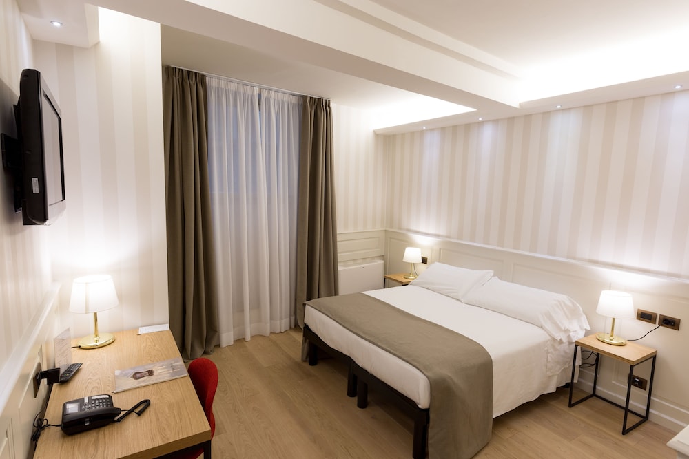 Economy Double Room photo 1
