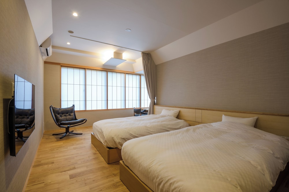 Luxury Twin Room photo 1
