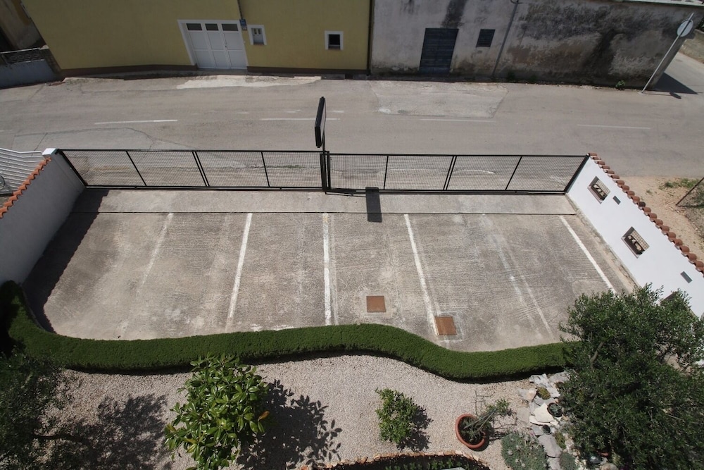 Apartment (Zora - Garden Terrace And Grill - A1() photo 3