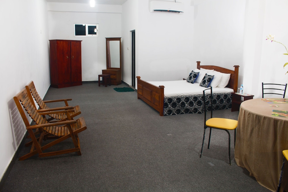 Deluxe Triple Room, 1 Bedroom, Private Bathroom photo 1