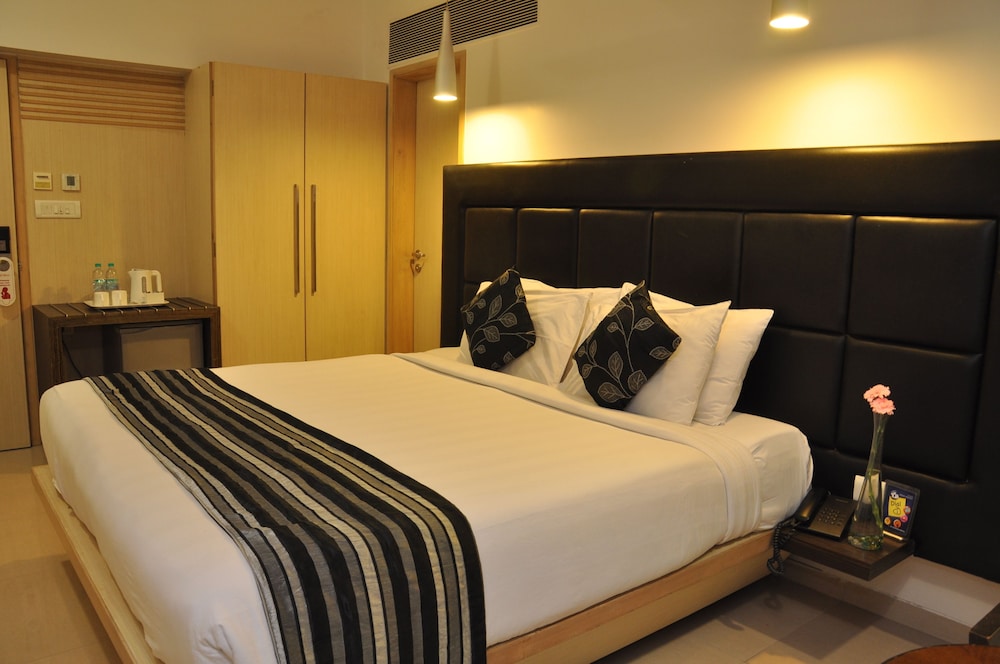 Premium Room - Photo 6