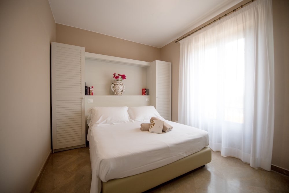 Deluxe Double Room - Photo 5