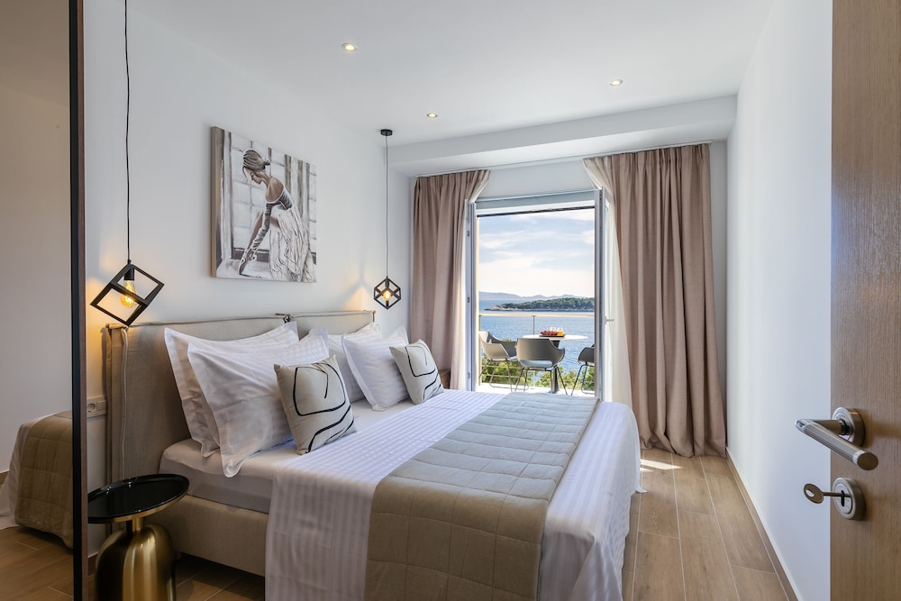 Family House, 2 Bedrooms, Sea Facing (Villa Korkyra)