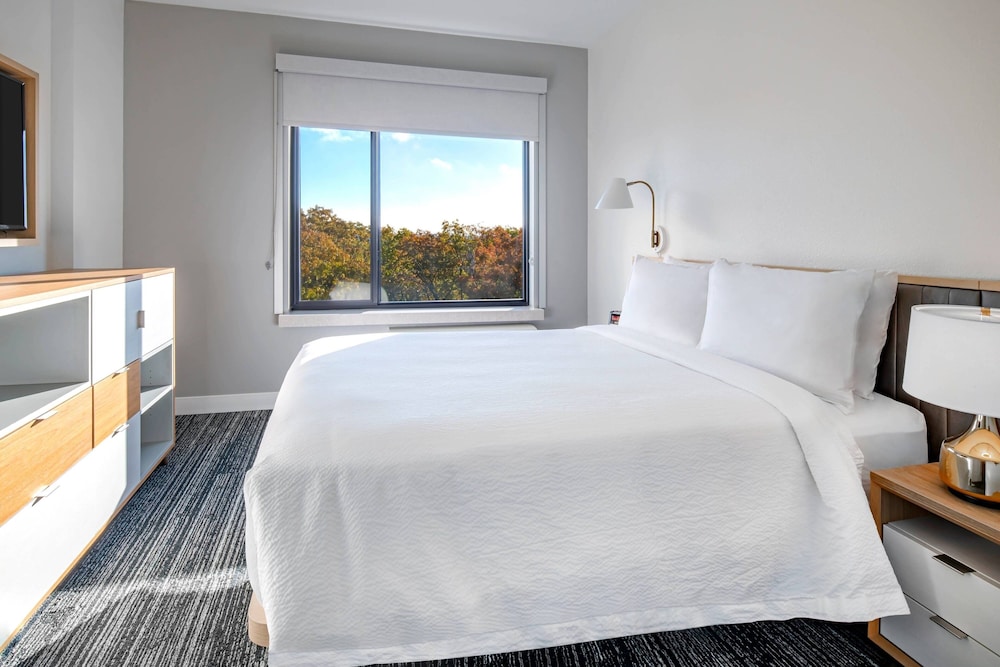 Suite, 1 Bedroom photo 1