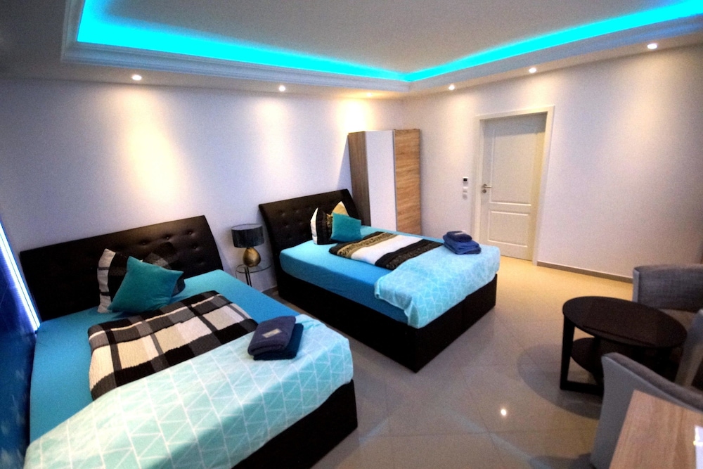 Double or Twin Room (3R) photo 3