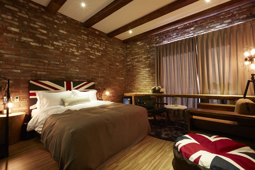 Standard Double Room photo 3