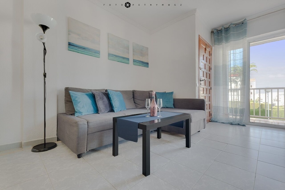Apartamento Estándar, 2 Habitaciones, Acceso a la Piscina, Frente a la Playa