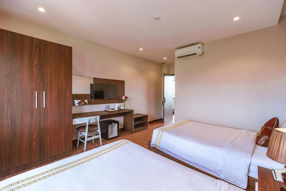 Deluxe Twin Room - Photo 10
