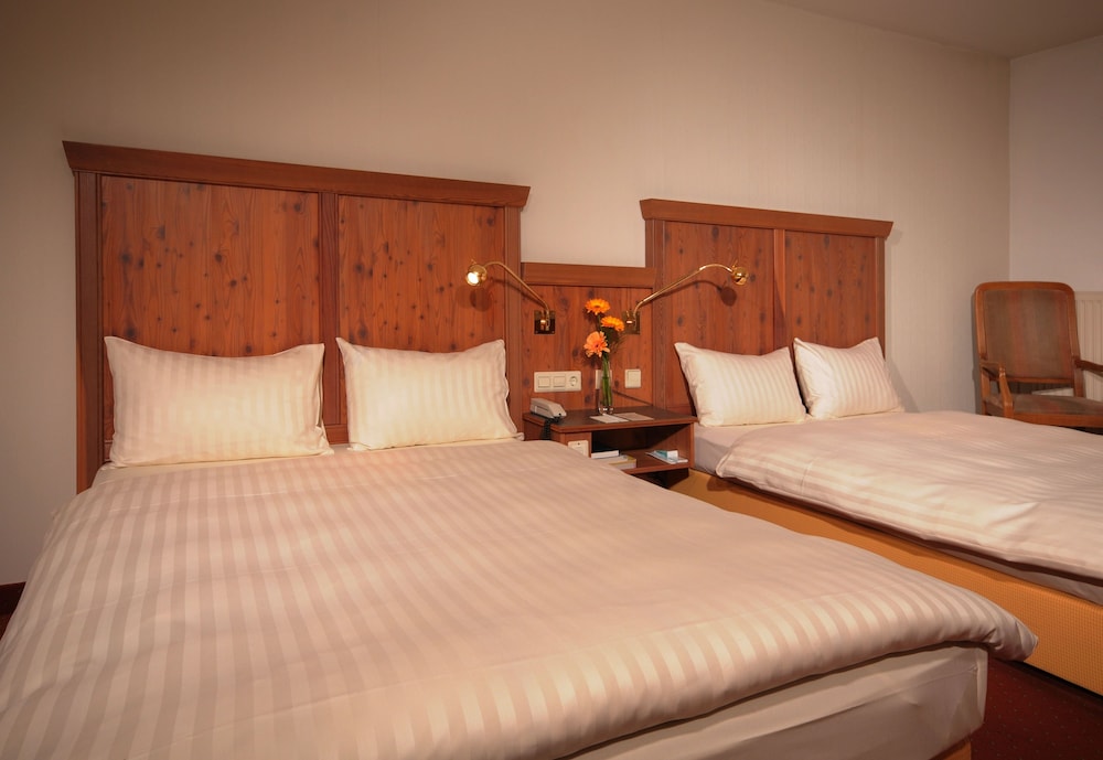 Comfort Room, 2 Queen Beds photo 3