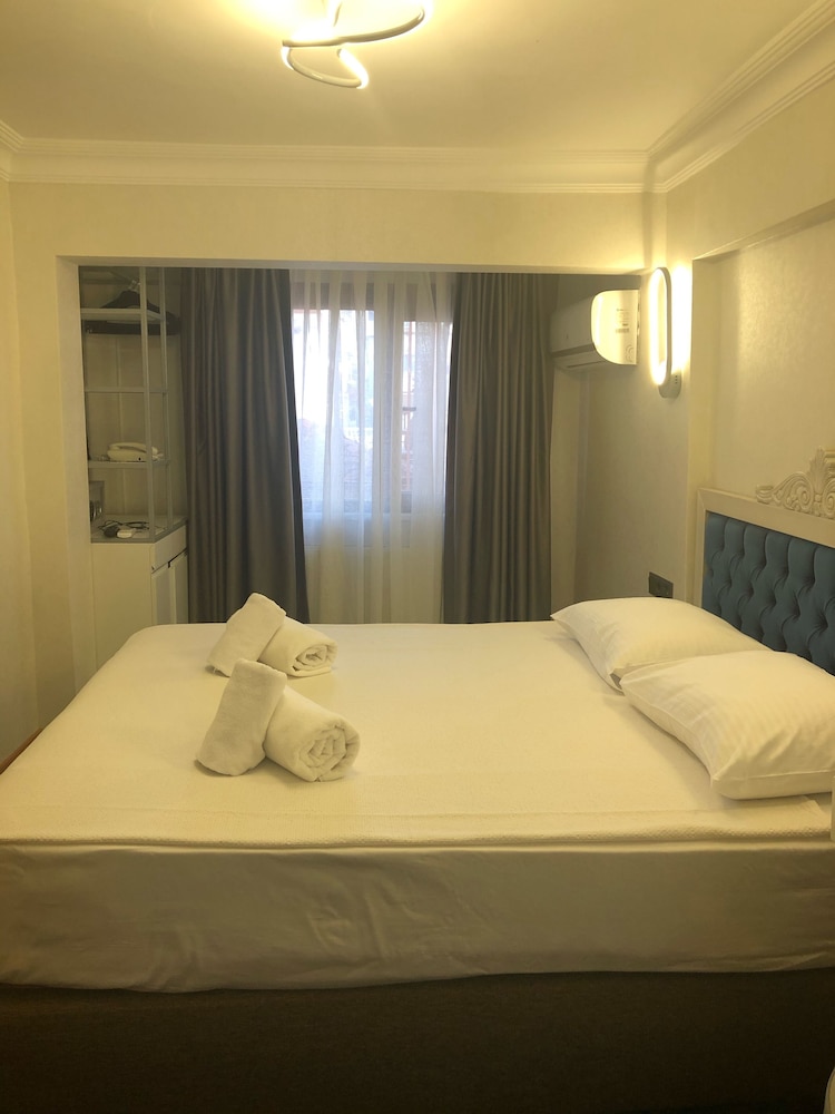 Standard Double Room photo 2