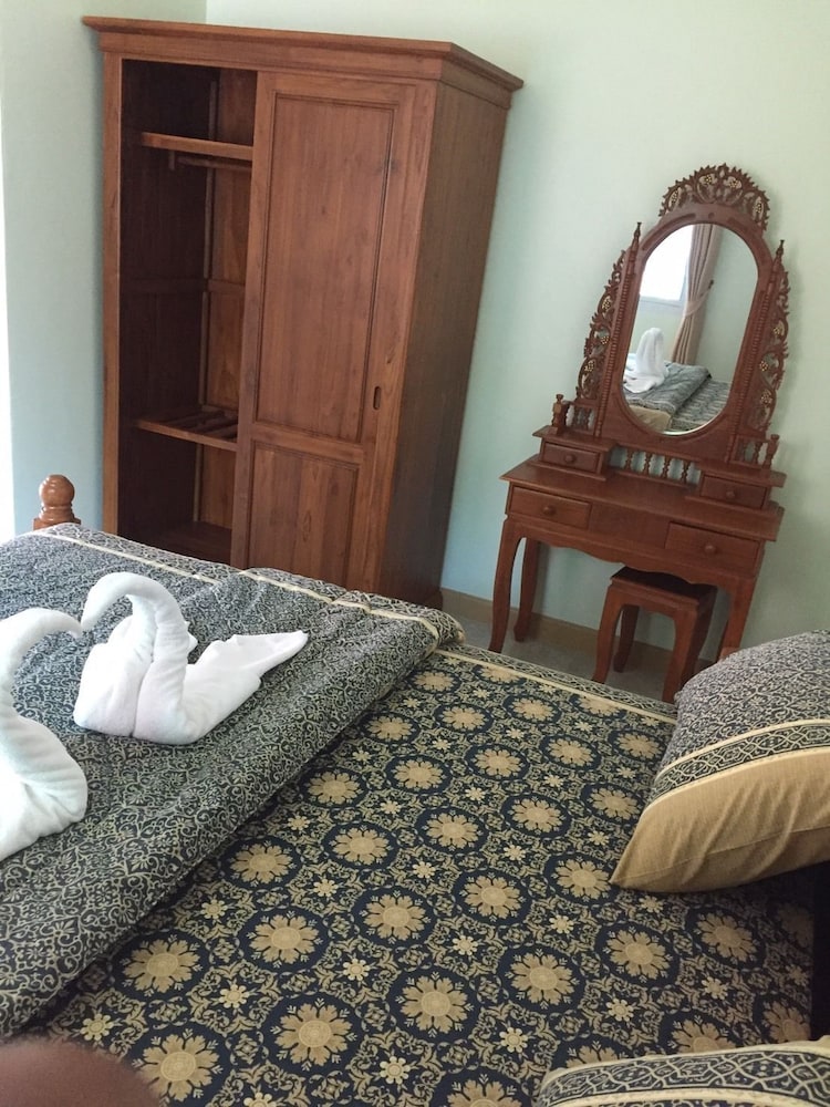 Superior Bungalow, 2 Bedrooms, Accessible, Pool View photo 2